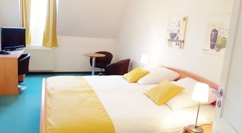 Hotel Restaurant Erbprinz Walldorf Екстериор снимка